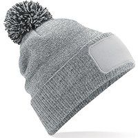 Anpassbare Rippstrick-Beanie mit Bommel