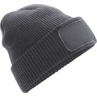 Isolierte Strickmütze mit Umschlag-Patch