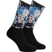 Socken mit Totenkopf und Rosen