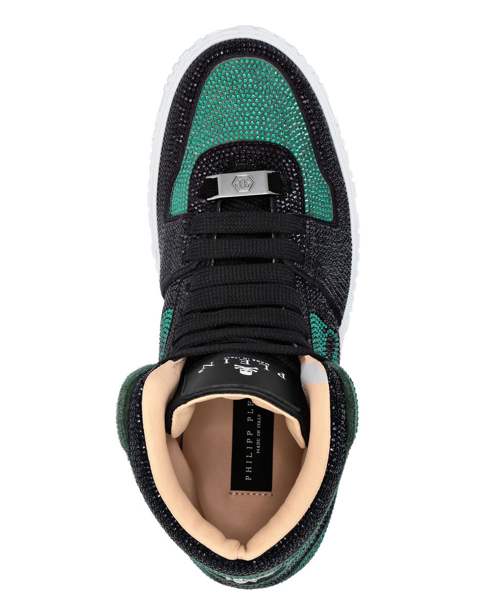 Hochwertige High-Top-Sneaker mit Strassbesatz