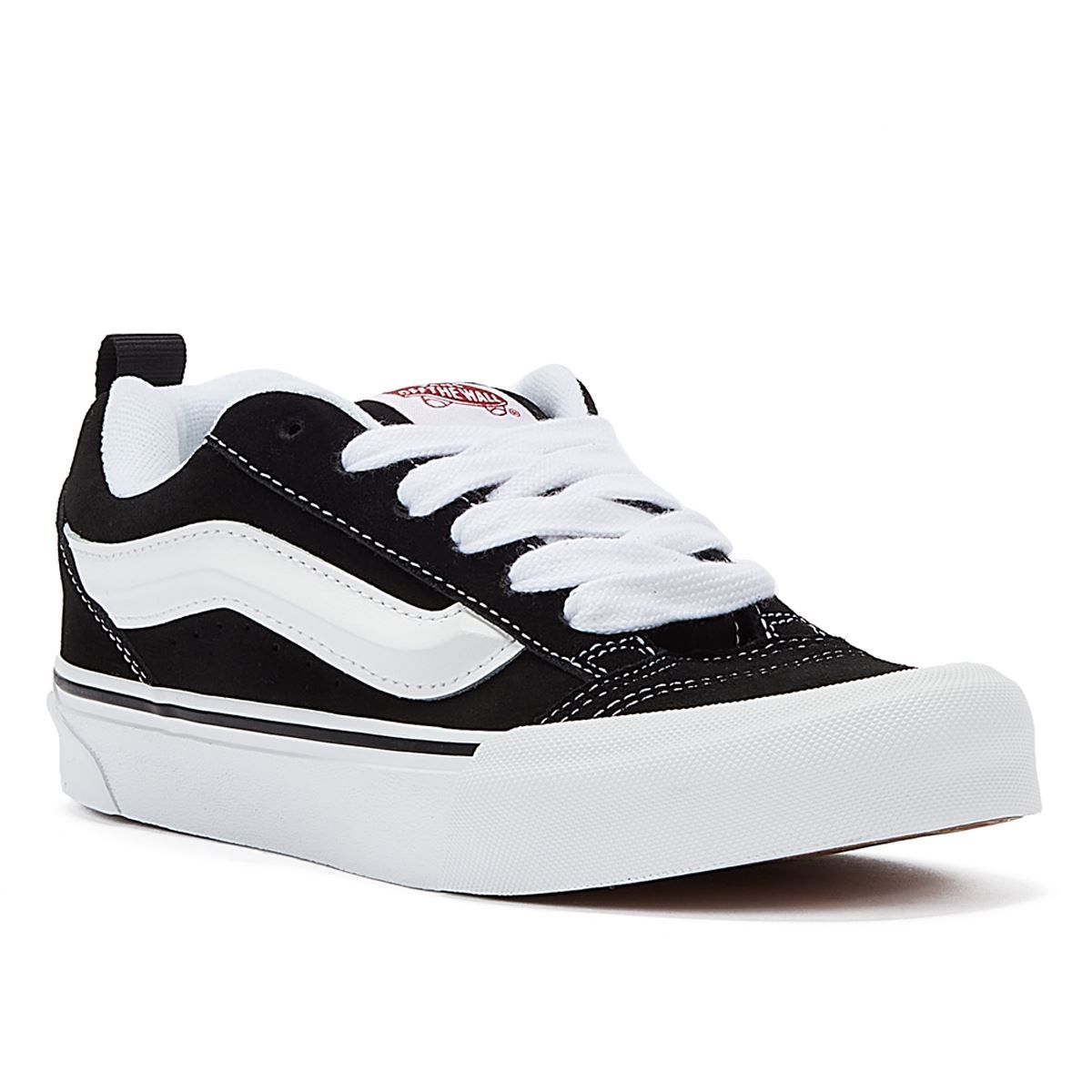 Klobige gepolsterte Wildleder Skate-Sneaker