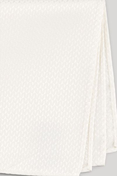 Einfarbiges ecrufarbenes Einstecktuch mit subtilem Muster, formelles Herrenaccessoire