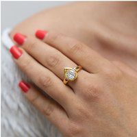 Eleganter Solitärring mit Zirkonia