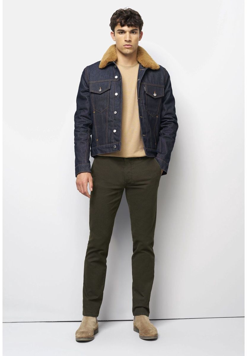 Moderne Stretch Chinohose in Oliv