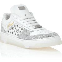 Sneaker mit Nietensternen und Strass