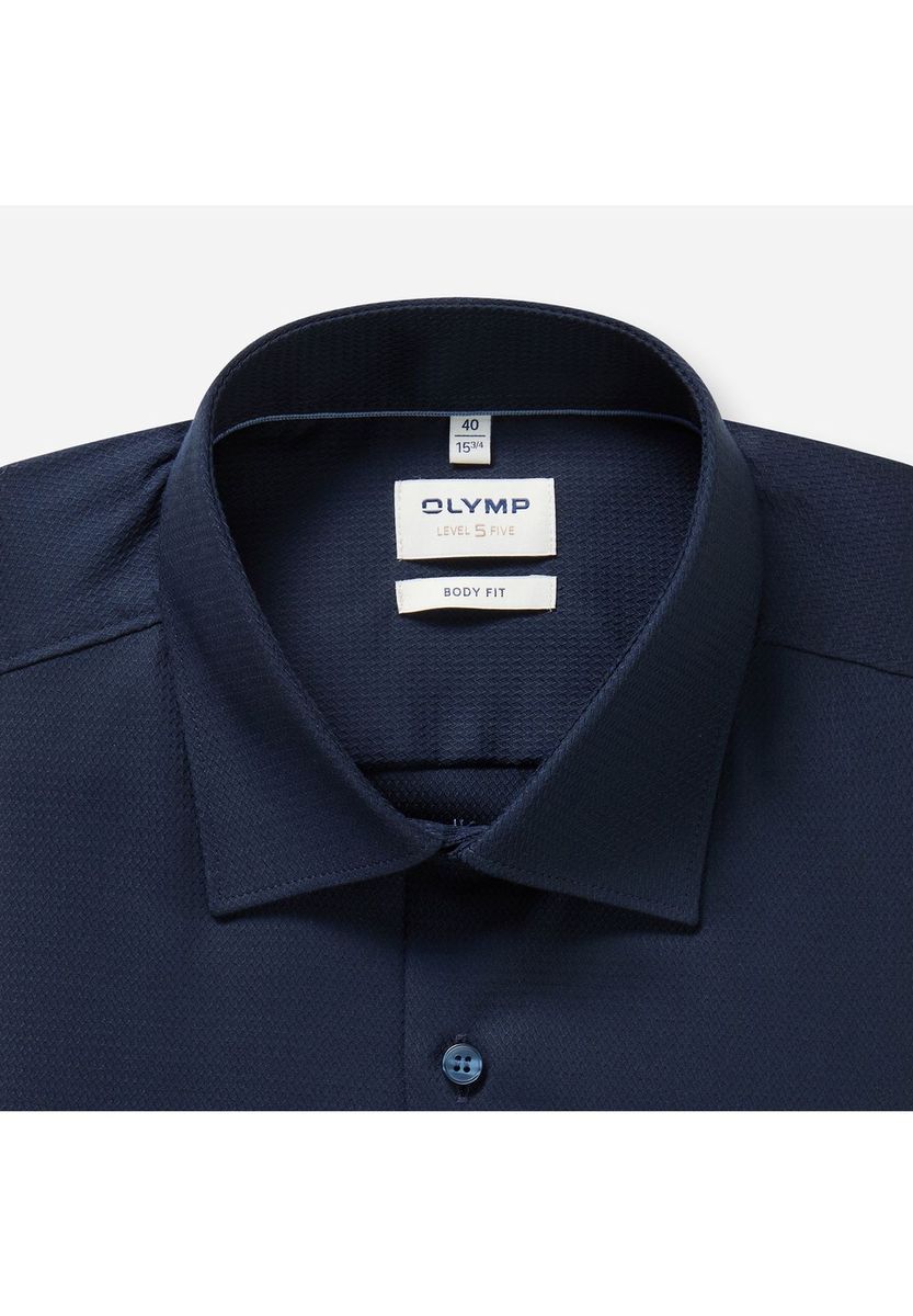 Klassisches marineblaues Slim Fit Hemd