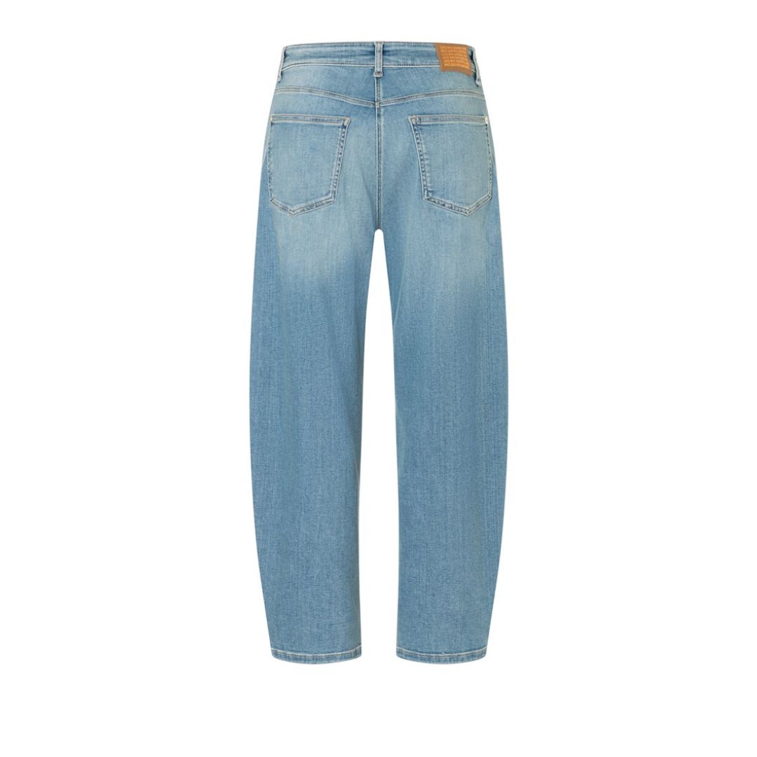 Jeans mit entspannter Barrel-Leg-Passform
