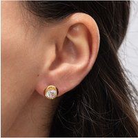 Elegante runde Ohrstecker mit Zargenfassung