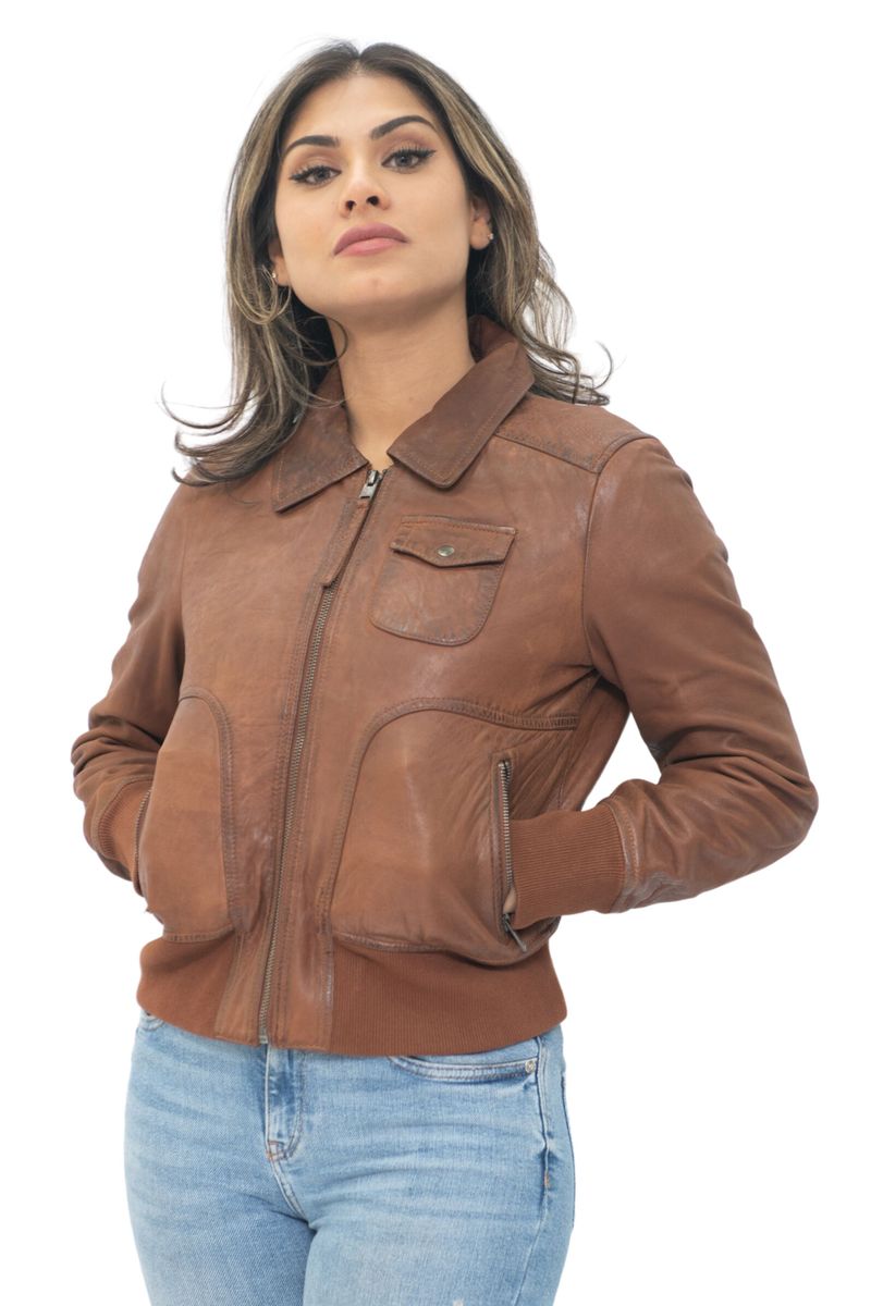 Klassische Lederbomberjacke mit Spitzkragen