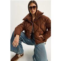 Gesteppte Pufferjacke mit voluminösem Kragen
