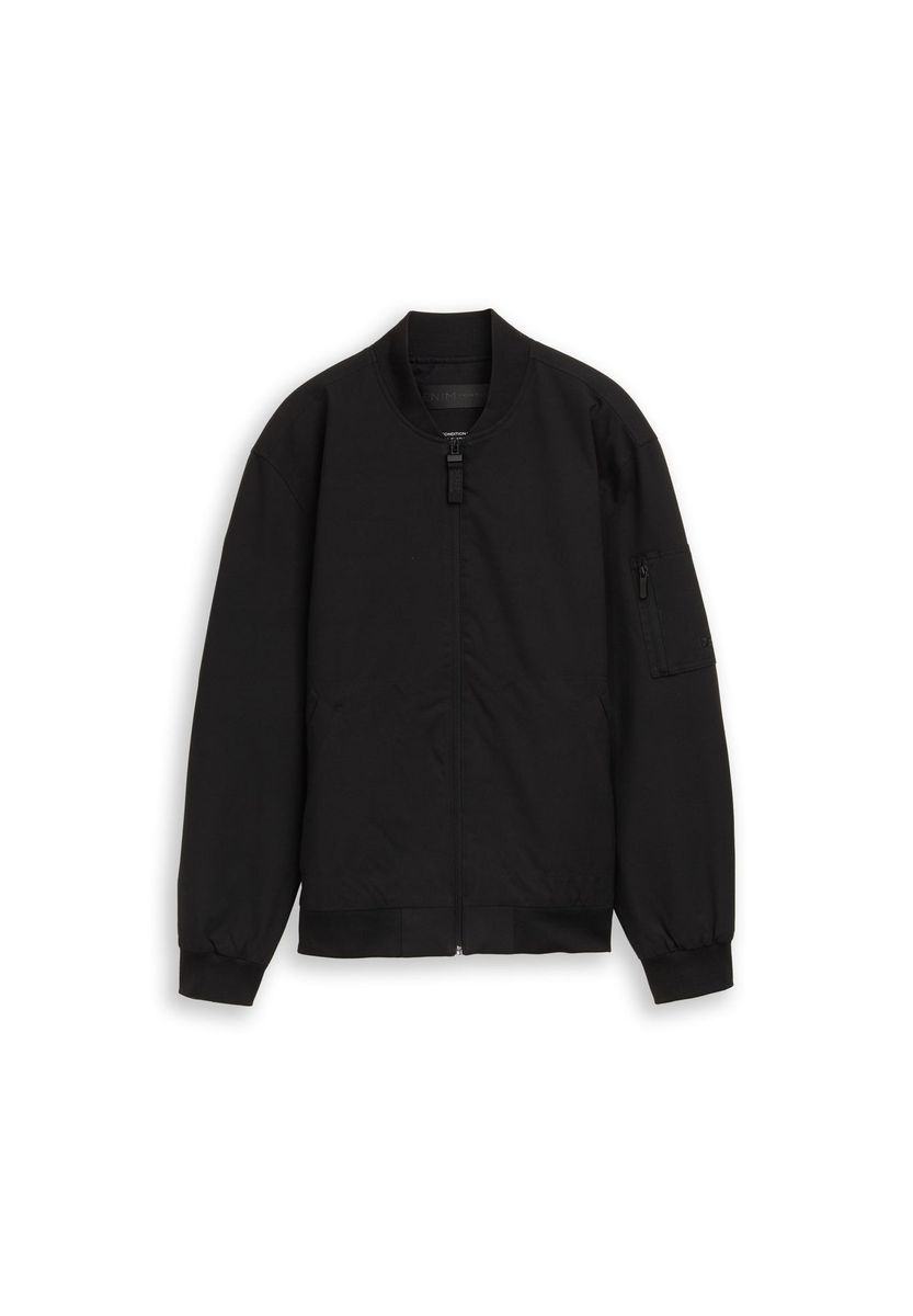 Klassische einfarbige schwarze Bomberjacke