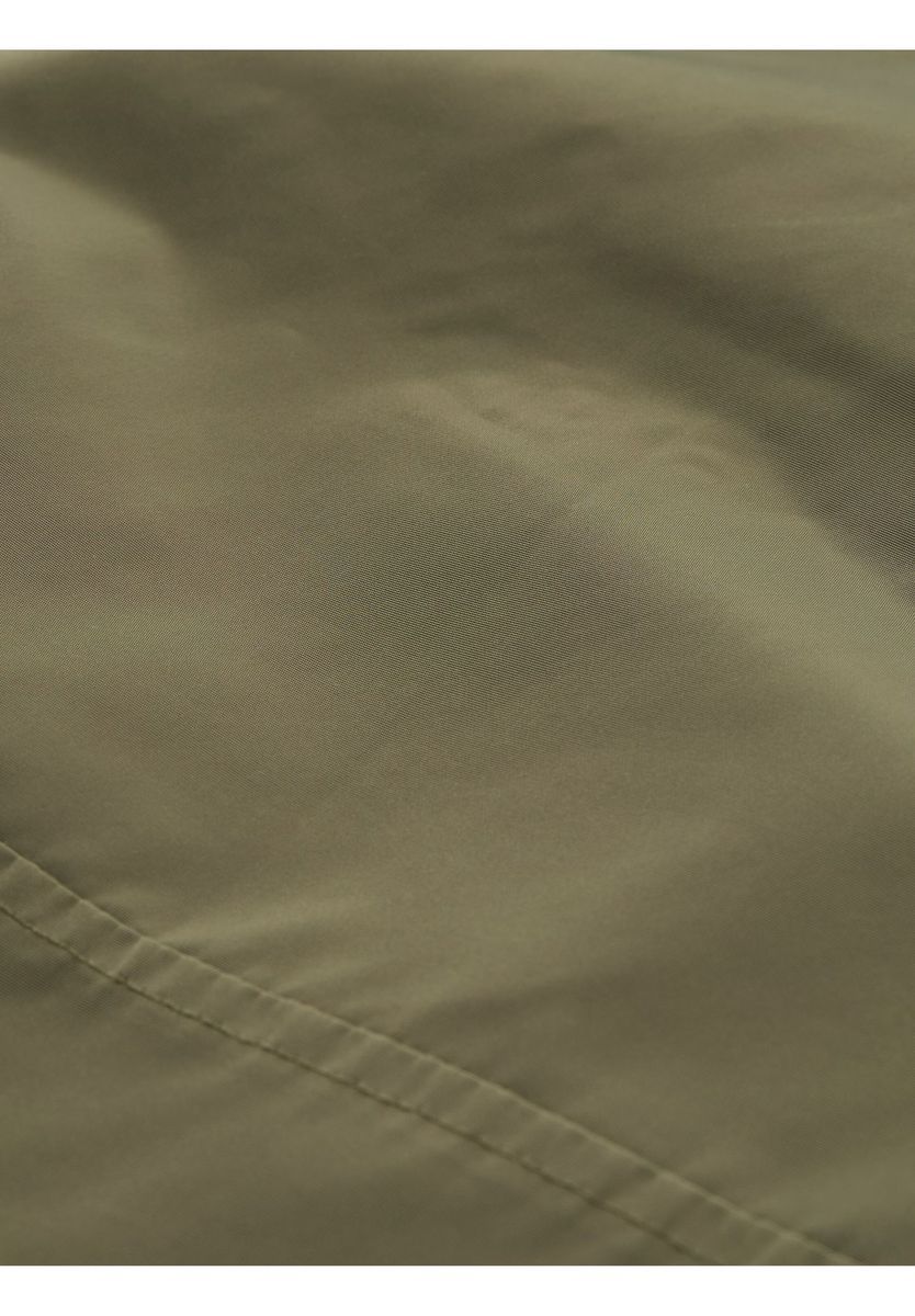 Leichte Kapuzen-Bomberjacke