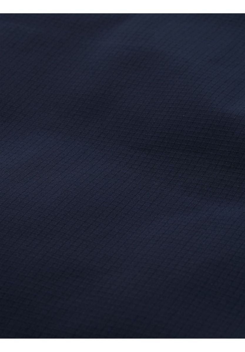 Klassische marineblaue, leichte Jacke