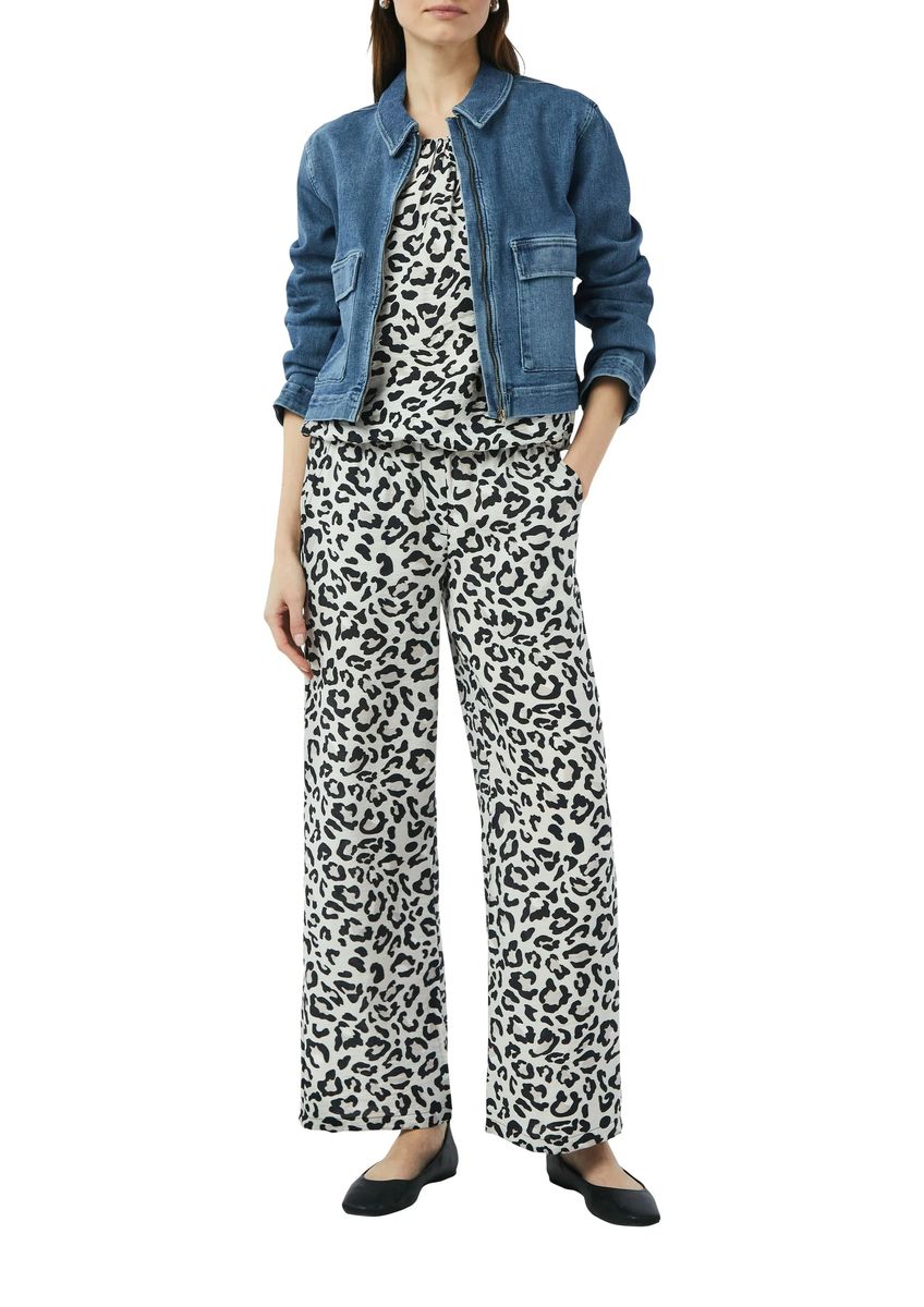 Ärmellose Bluse mit Animal-Print und Bindeband