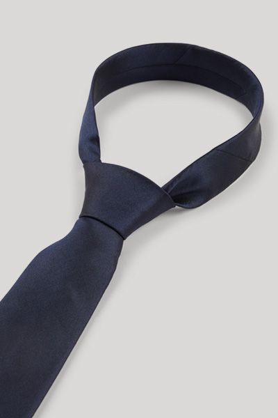 Joop! Einfarbige dunkelblaue Seidenkrawatte Klassischer eleganter Stil