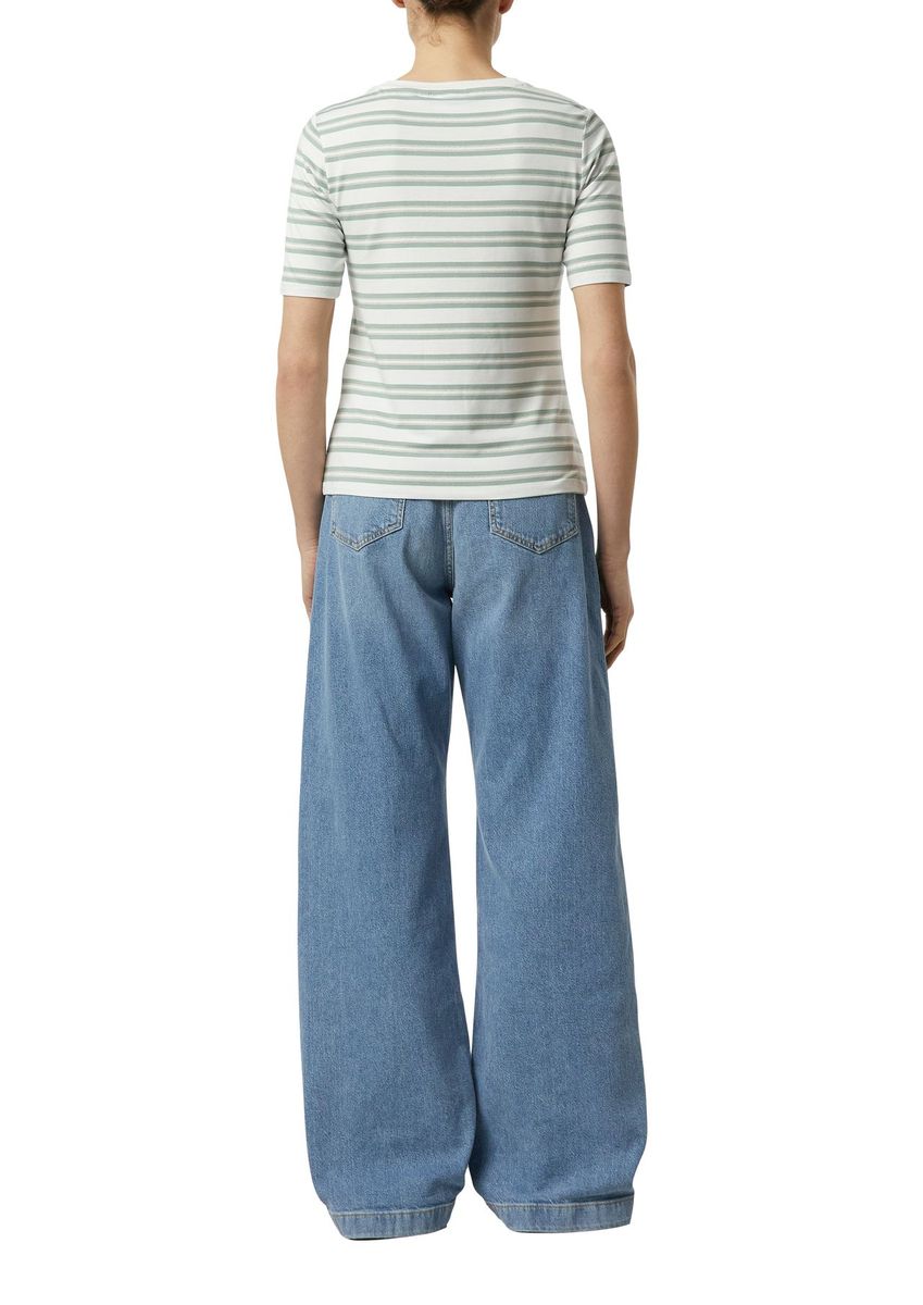 Gestreiftes, tailliertes Jersey-Top mit halben Ärmeln