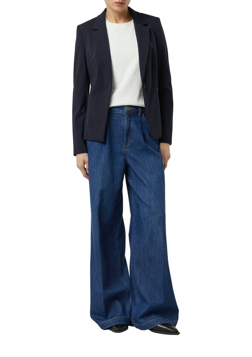 Taillierter Jersey-Blazer mit Reverskragen