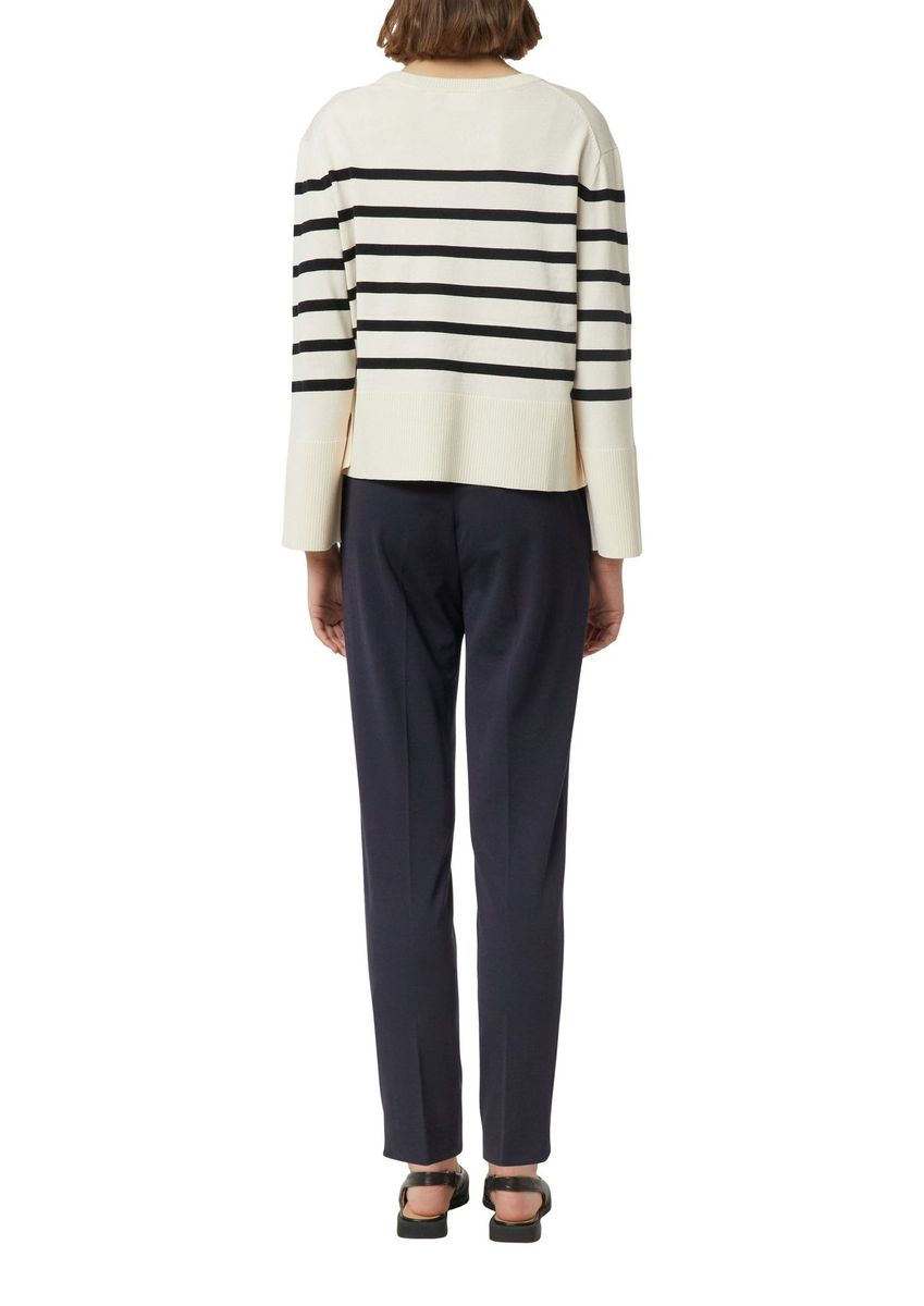 Schmal geschnittene Cropped Hose mit Formbund