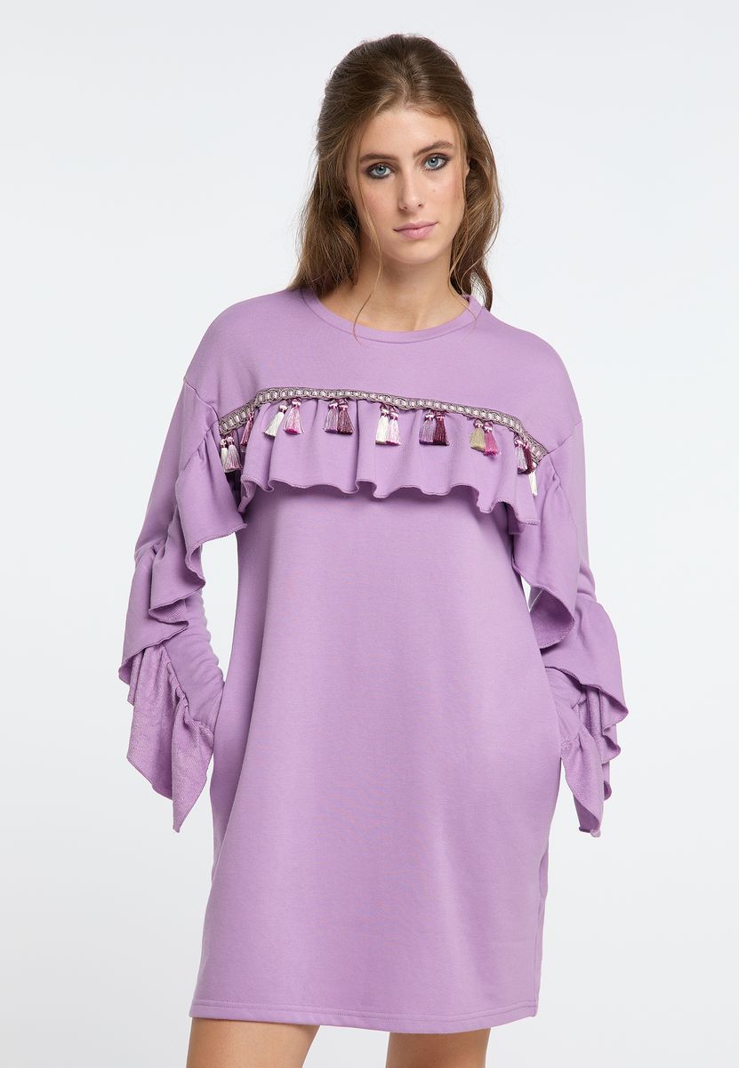 Sweatkleid mit Rüschen und Quasten