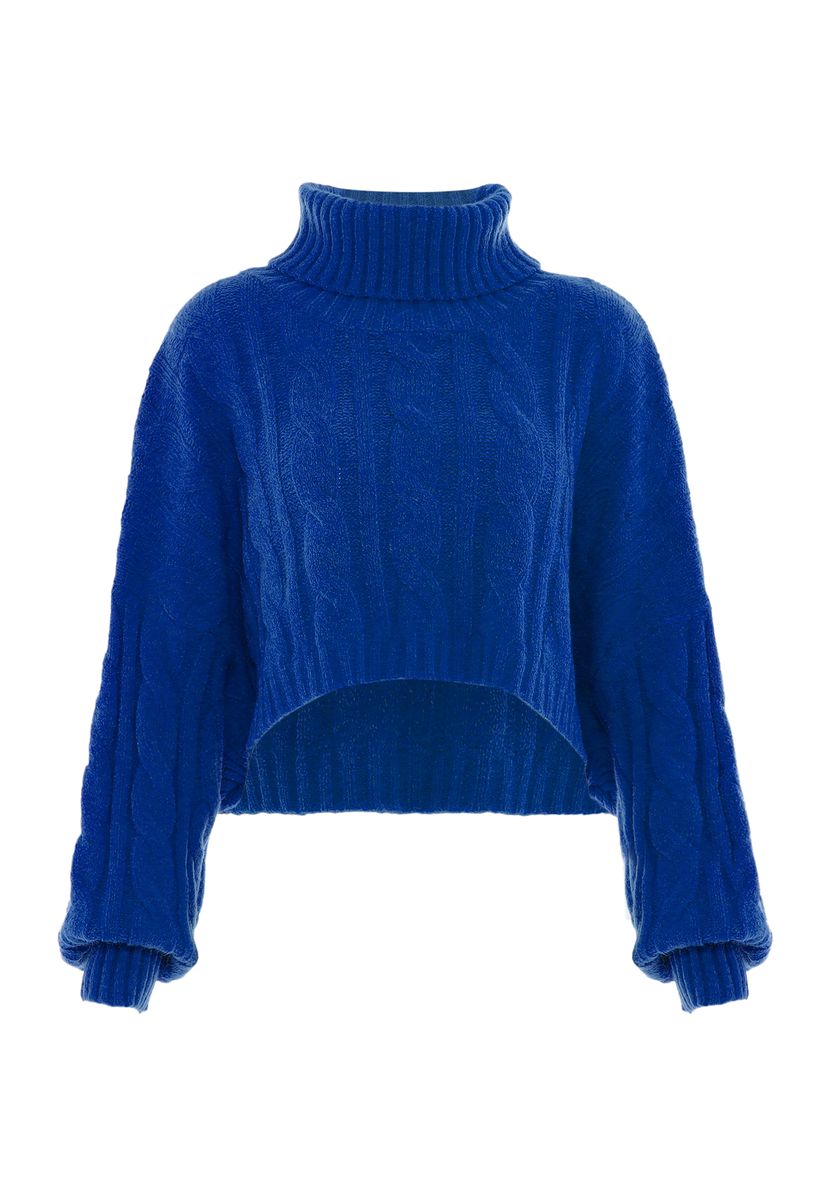 Zopfstrick-Rollkragenpullover mit abgerundetem Saum