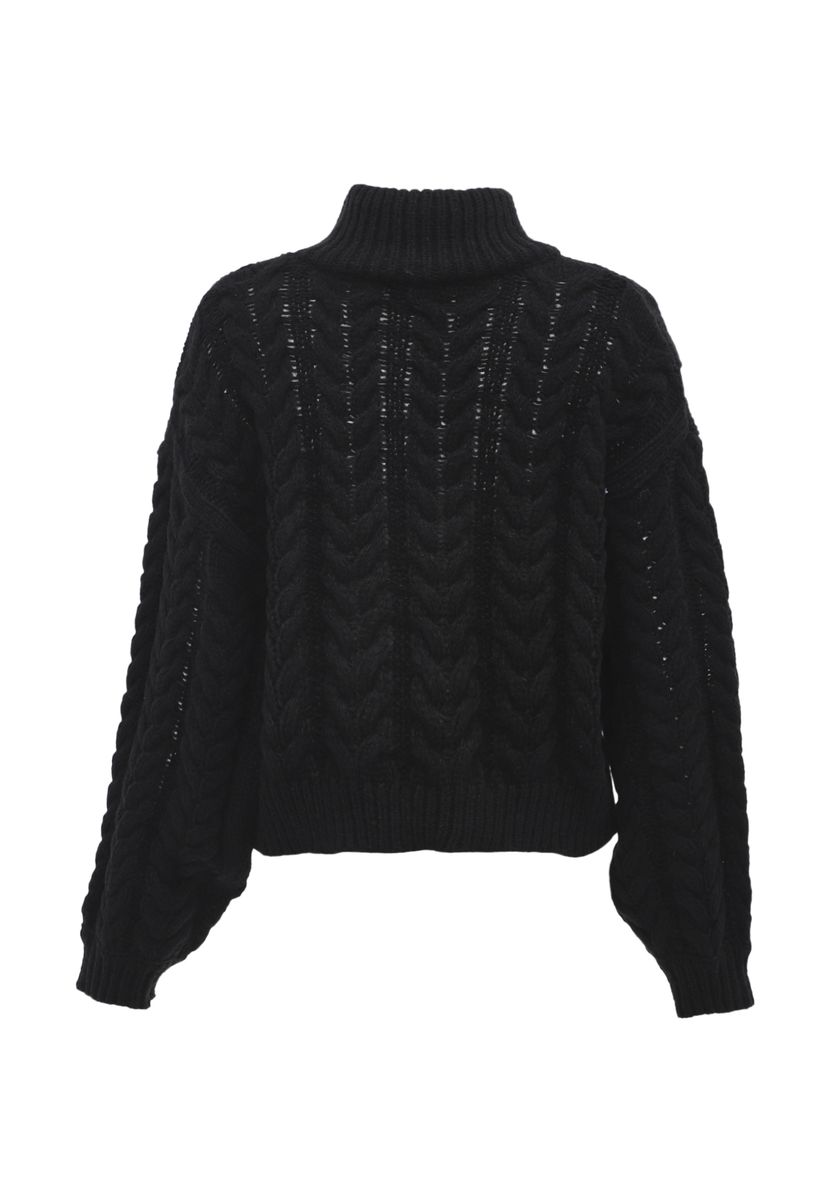 Grobstrick-Pullover mit Zopfmuster
