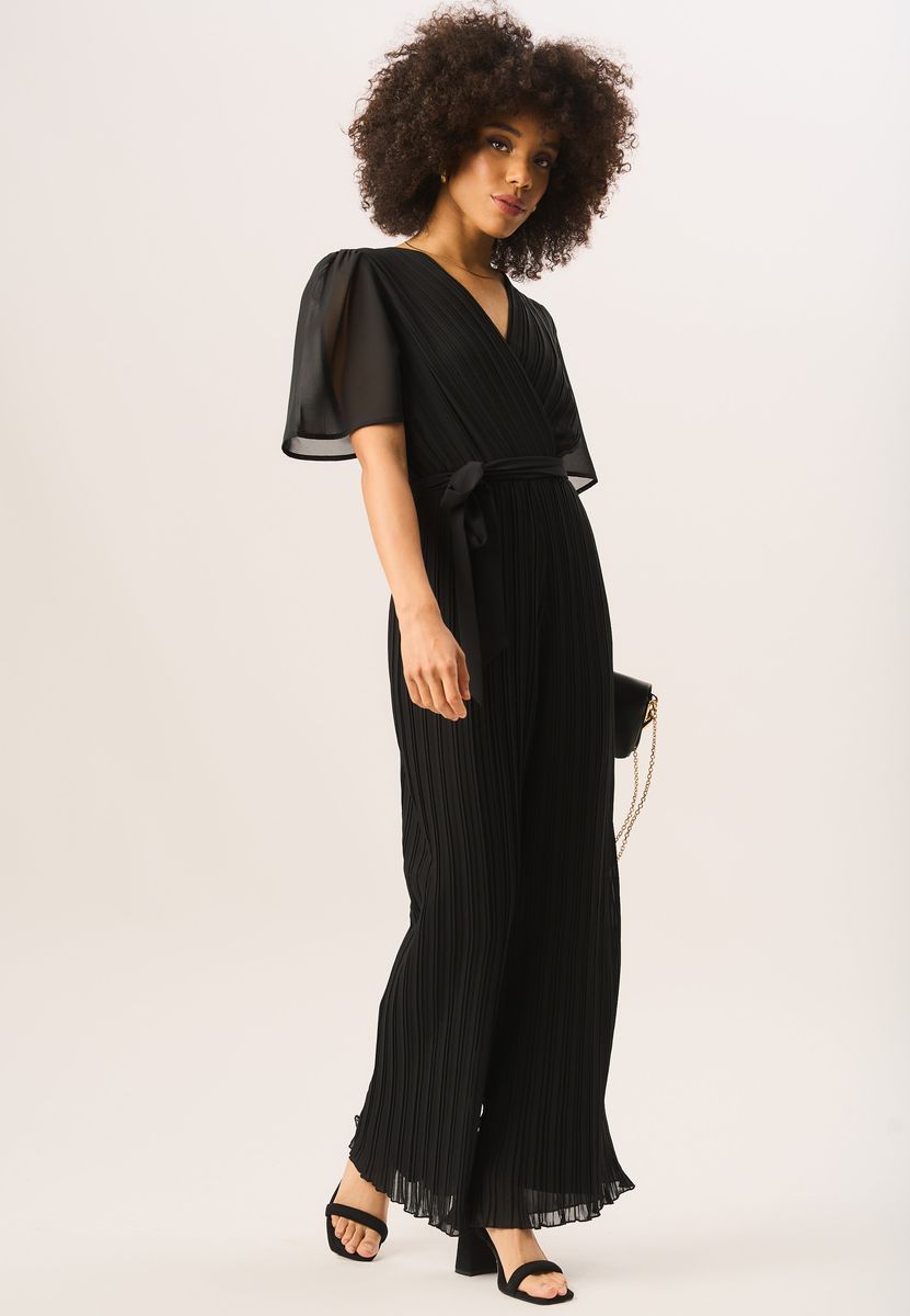 Eleganter Plissee-Jumpsuit mit Engelsärmeln