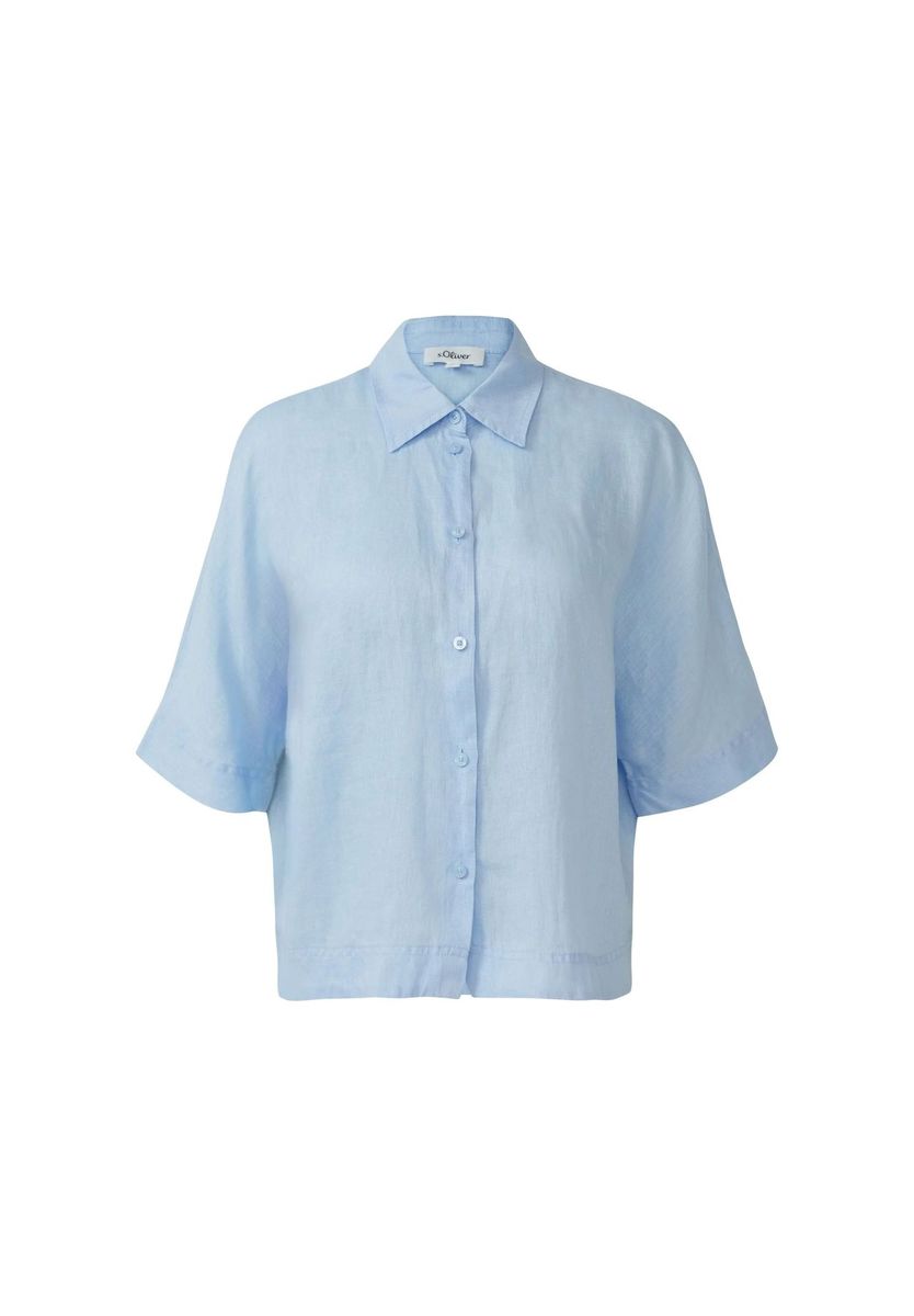 Hellblaues, lässiges Leinenhemd