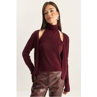 Geripptes Twinset mit Cut-Out-Kragen