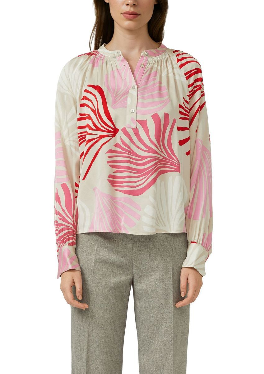 Geblümte Bluse mit Stehkragen