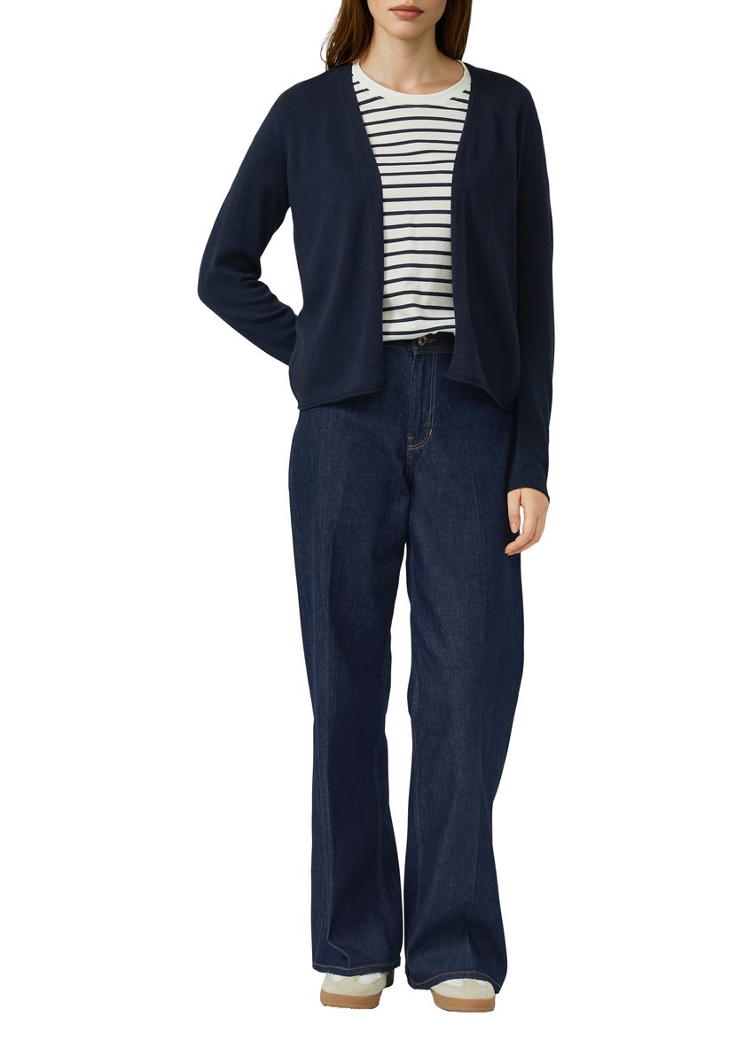 Klassische Strickjacke mit offener Front