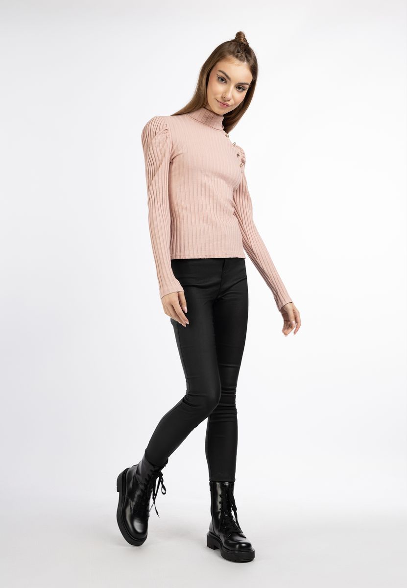 Rollkragenpullover aus Rippstrick mit Puffärmeln