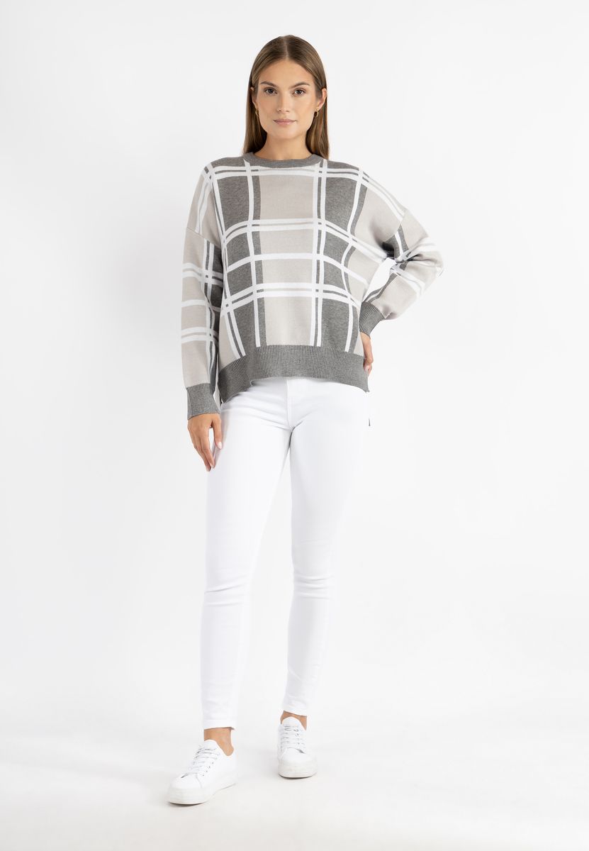 Kuscheliger Strickpullover mit Karomuster