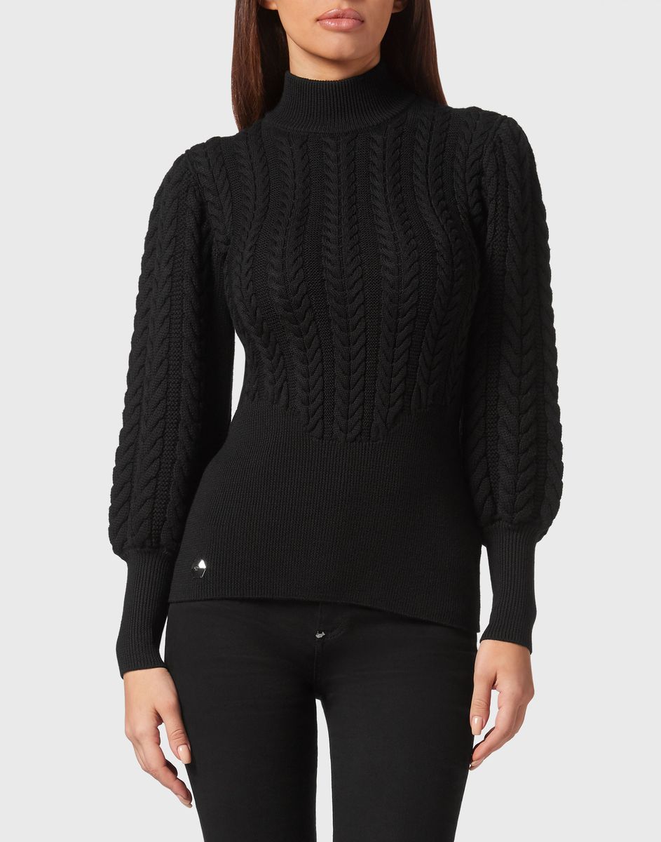 Zopfstrick-Rollkragenpullover mit Puffärmeln