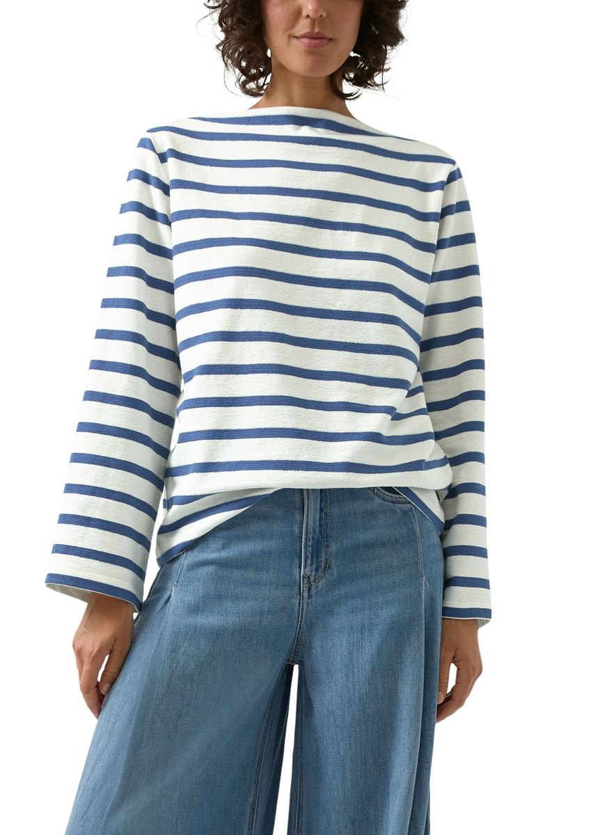 Gestreiftes Langarmshirt mit U-Boot-Ausschnitt