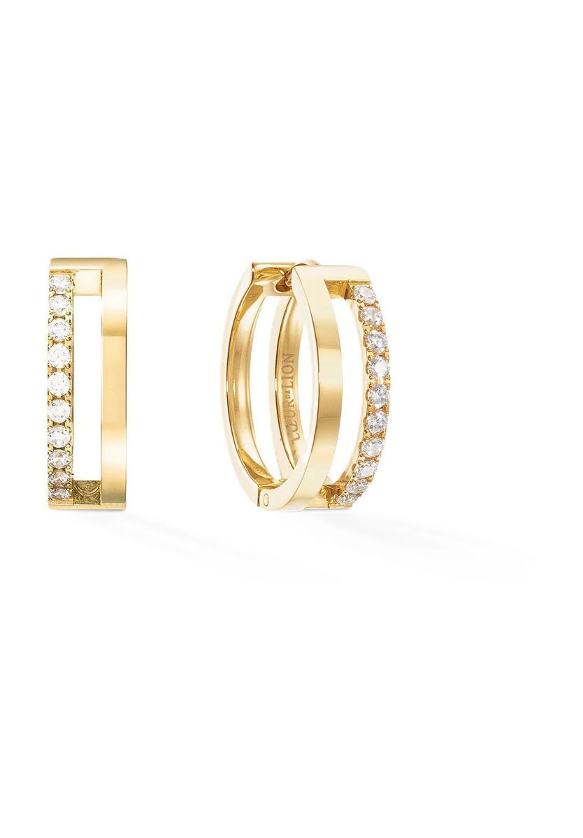 Elegante goldfarbene Creolen-Ohrringe