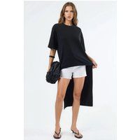 Asymmetrisches High-Low Oberteil mit Schlitz