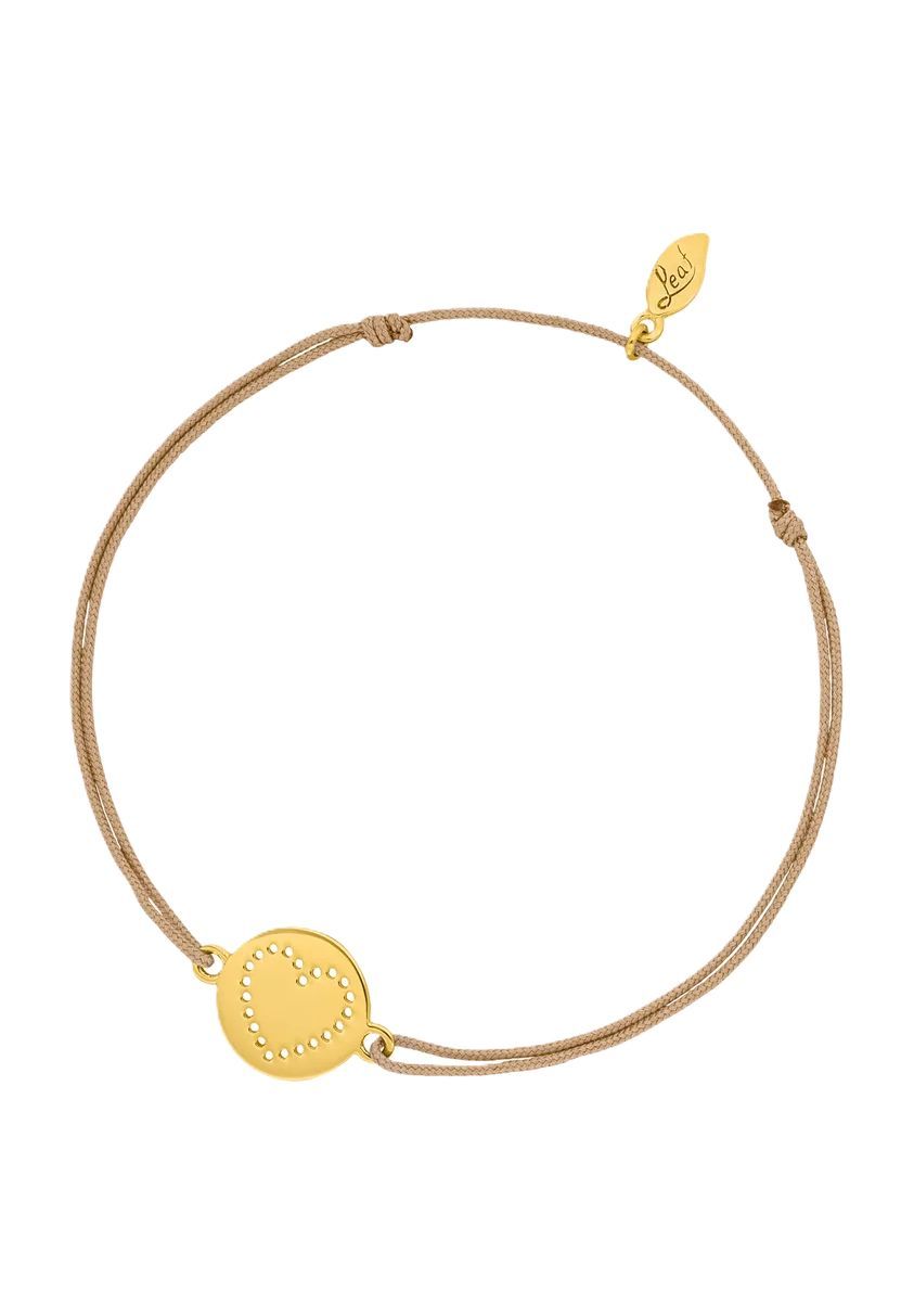 Zartes Armband mit Herzmotiv und Kordel