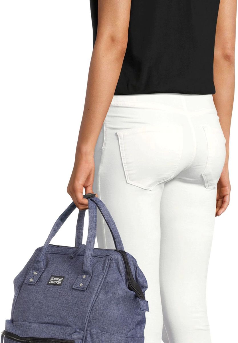 Vielseitiger blauer Rucksack mit Fächern