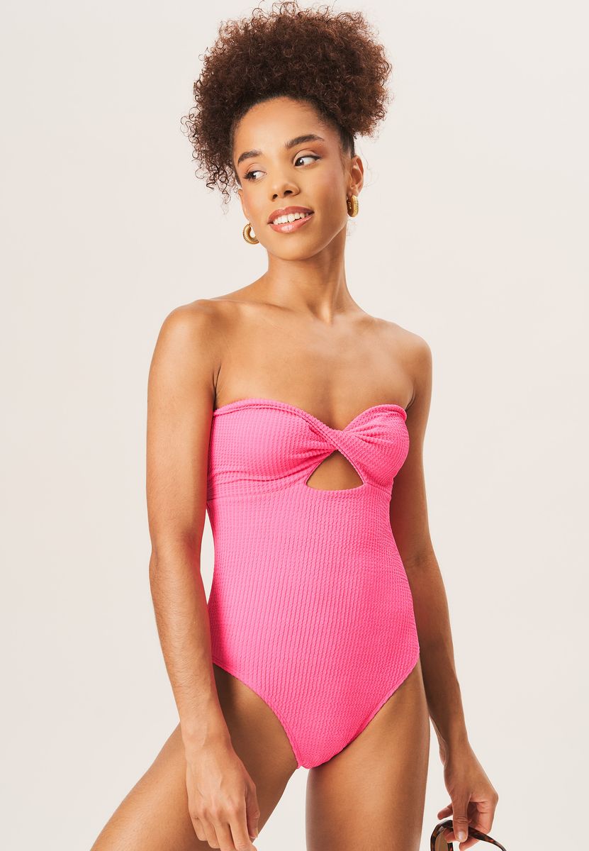 Strukturierter Bandeau-Badeanzug mit Twist-Detail