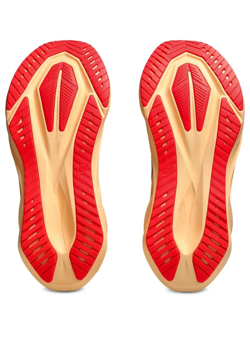 Performance Laufschuh Novablast 5