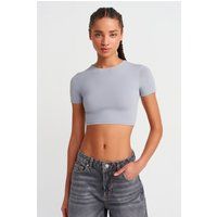 Schlichtes minimalistisches Lycra-Crop-Top