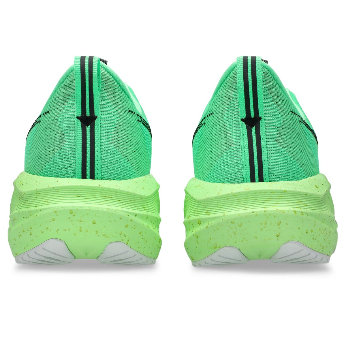 Performance Laufschuh Novablast 5