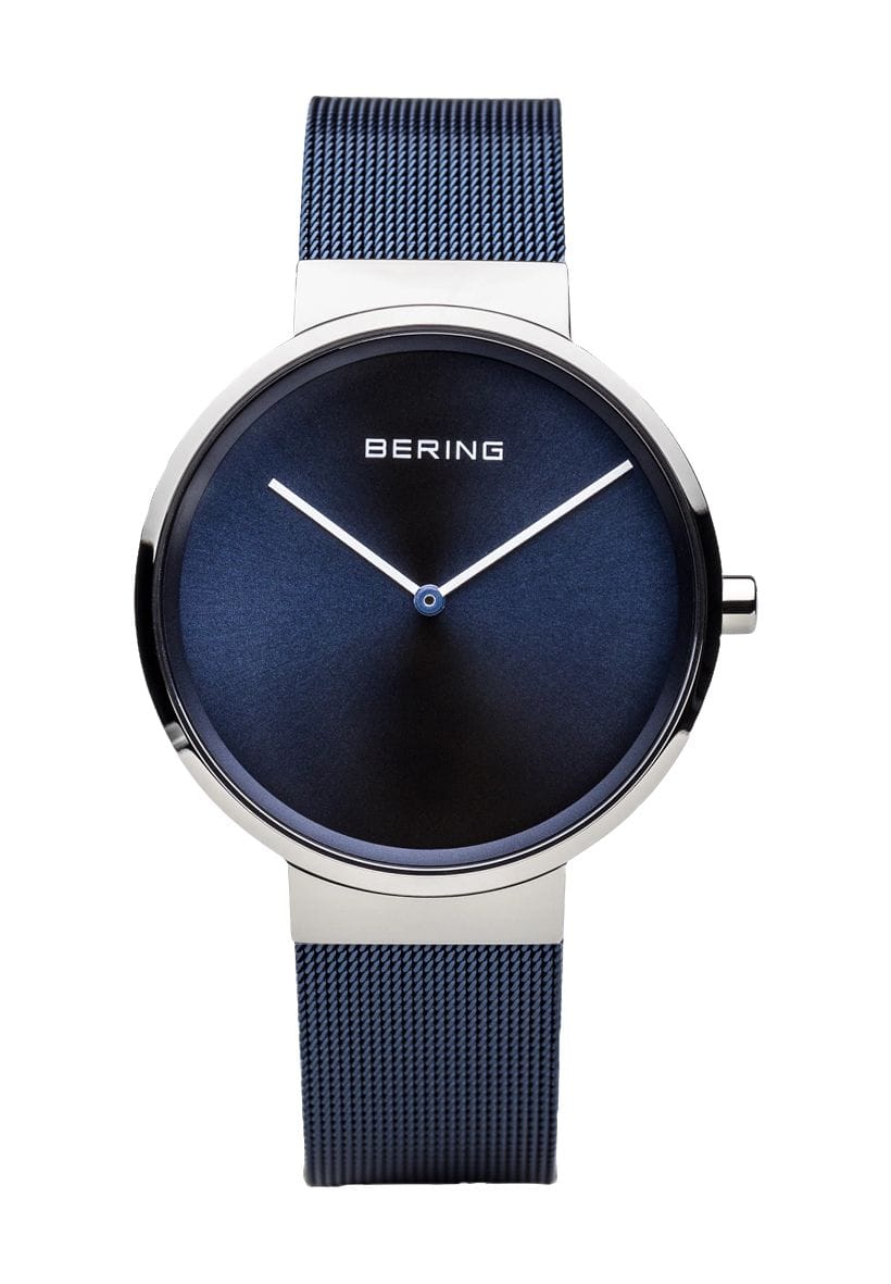 Minimalistische blaue Mesh-Armbanduhr