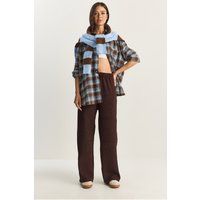 Hochtaillierte Krepp-Hose mit weitem Bein