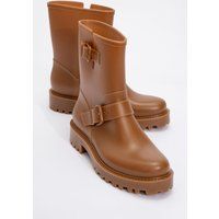 Moderne Gummistiefel mit Schnallen
