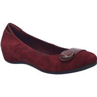 Wildleder-Ballerinas mit dekorativem Knopf