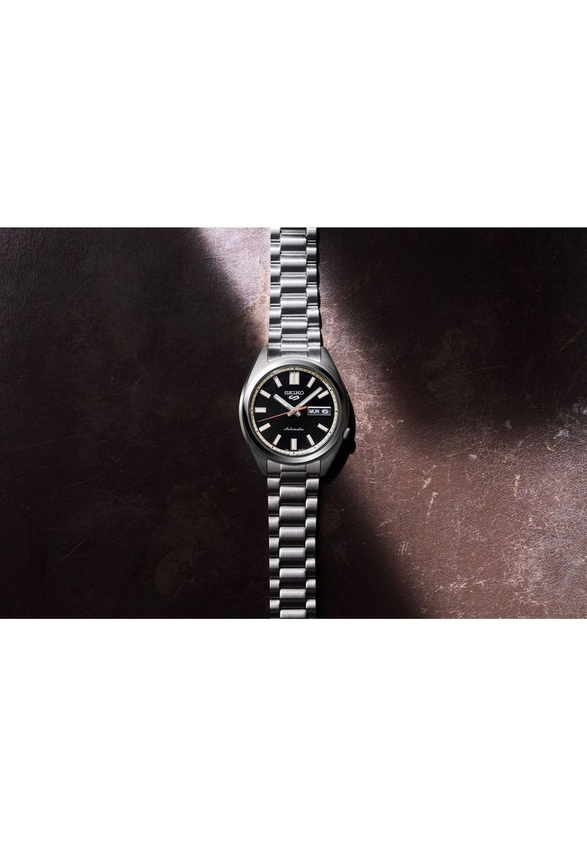 Klassische Automatikuhr aus Edelstahl