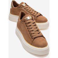 Moderne Plateau-Sneaker aus Wildleder