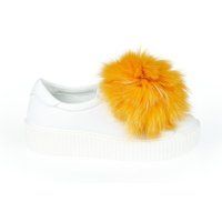 Plateau-Sneaker mit Fell-Pompons