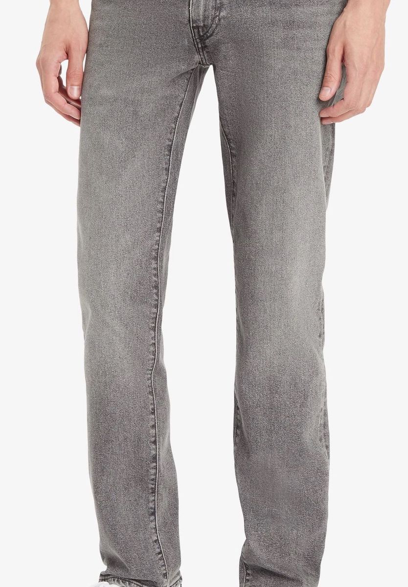 Schmal geschnittene Jeans